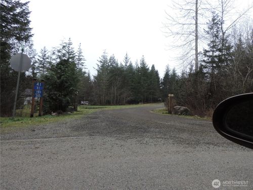 4 E Cottonwood Dr, Grapeview, WA, 98546-5101 | Card Image