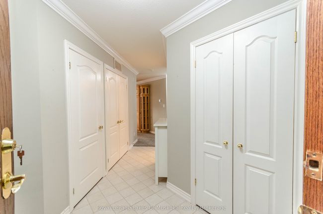 201 - 24 Ontario St, Condo with 3 bedrooms, 2 bathrooms and 1 parking in Bracebridge ON | Image 18