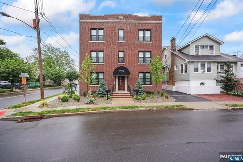 220 Passaic Ave, Belleville, NJ, 07109-1963 | Card Image