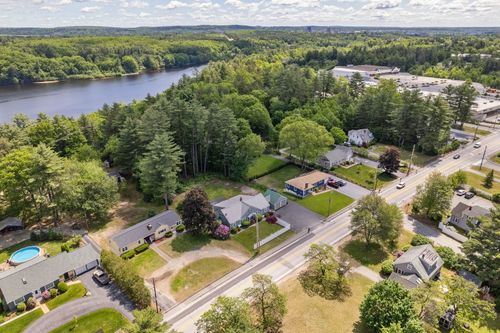 515 Mast Rd, Goffstown, NH, 03045-5255 | Card Image