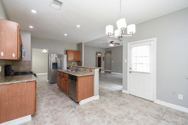 4706 Torrington Ct, House other with 3 bedrooms, 2 bathrooms and 2 parking in Sugar Land TX | Image 17