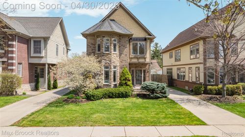 721 S Kenwood Ave, Royal Oak, MI, 48067-4083 | Card Image