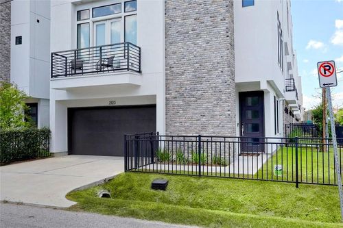 2123 Arabelle St, Houston, TX, 77007-1844 | Card Image