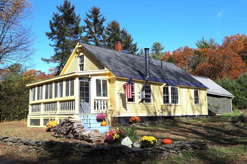 1909 Davidson Hill Rd, Westminster, VT, 05158-9627 | Card Image