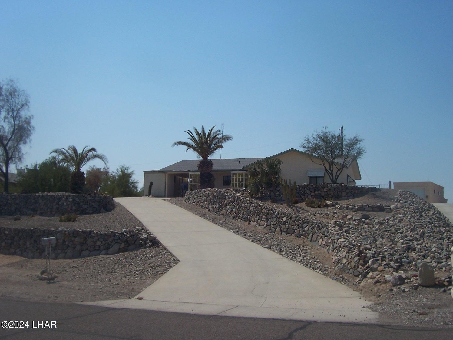 Wallapai Dr, Lake Havasu City, AZ 86403