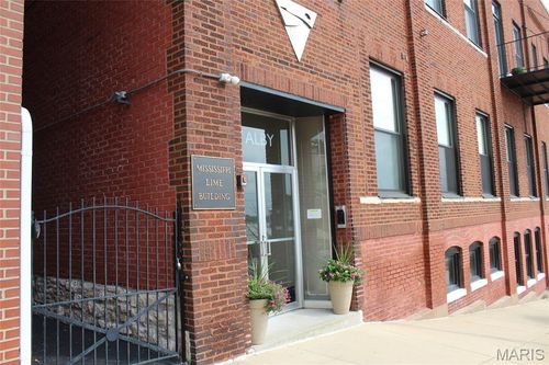 apt-2-7 Alby St, Alton, IL, 62002-6281 | Card Image