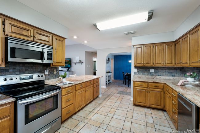 251 Fawn Ln, House other with 3 bedrooms, 2 bathrooms and null parking in Spring Branch TX | Image 7