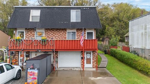 2614 Meadow St, Natrona Heights, PA, 15065-1717 | Card Image
