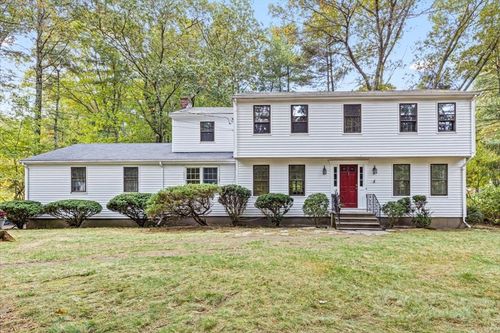 16 Lee Rd, Medfield, MA, 02052-3204 | Card Image