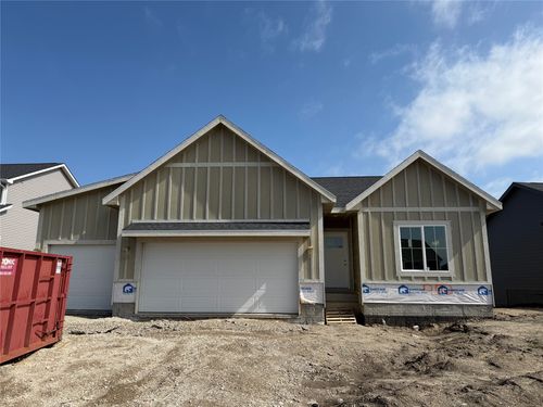 665 Nw Rosemont Dr, Waukee, IA, 50263-2905 | Card Image