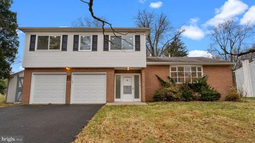 2410 Exton Rd, HATBORO, PA, 19040-2507 | Card Image