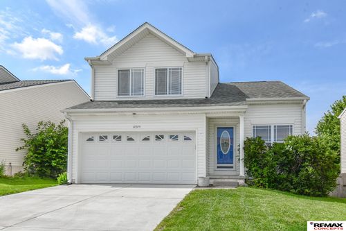 11209 Black Street, Omaha, NE, 68142 | Card Image