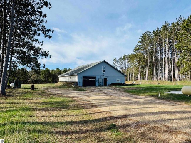 9925 W 16 Rd, Home with 0 bedrooms, 0 bathrooms and null parking in Mesick MI | Image 5