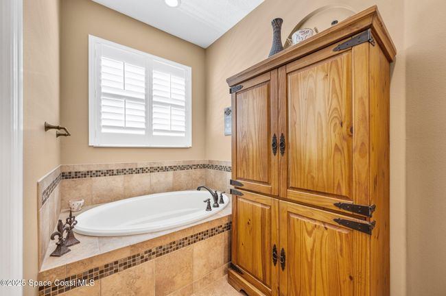 8601 Strom Park Dr, House other with 4 bedrooms, 2 bathrooms and null parking in Melbourne FL | Image 29