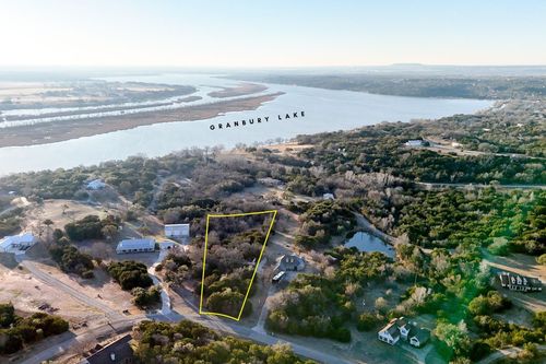 3117 Cliffview Ct, Granbury, TX, 76048-3262 | Card Image