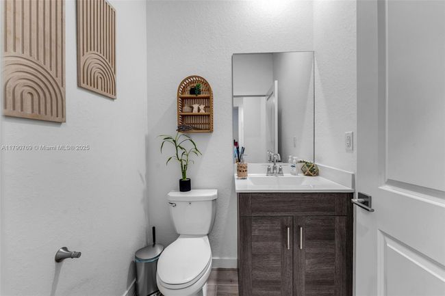 809 Se 16 Th Ct, Townhouse with 3 bedrooms, 3 bathrooms and null parking in Homestead FL | Image 33