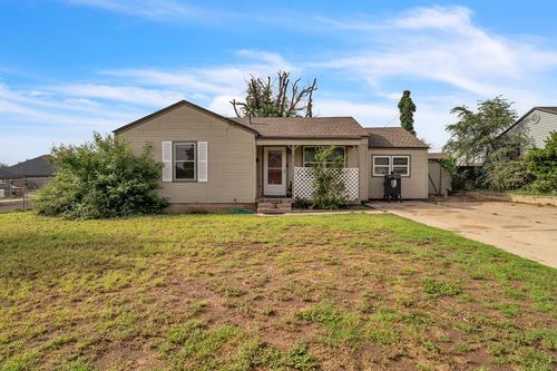 2004 N Monticello St, Big Spring, TX, 79720-5034 | Card Image