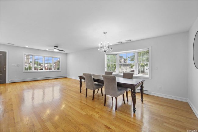 2 Park Pl, House other with 3 bedrooms, 3 bathrooms and null parking in Williston Park NY | Image 4