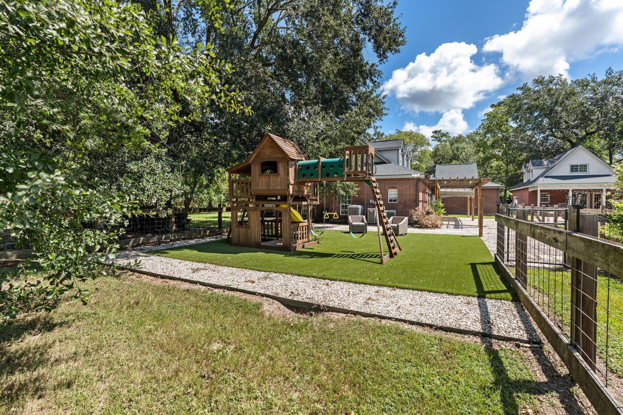 Farm in Cypress 4