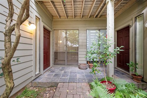 apt-1-5718 Val Verde St, Houston, TX, 77057-5700 | Card Image