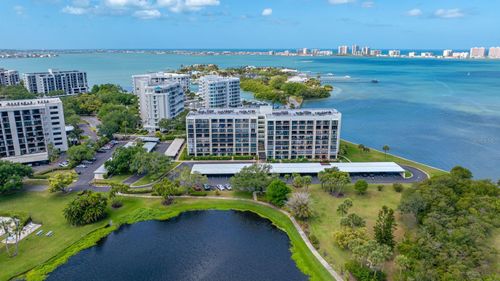 apt-402-100 Oakmont Ln, BELLEAIR, FL, 33756-1957 | Card Image