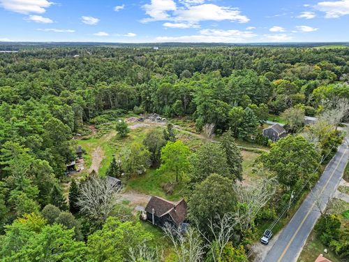 2 Quanapoag Rd, North Dartmouth, MA, 02747 | Card Image