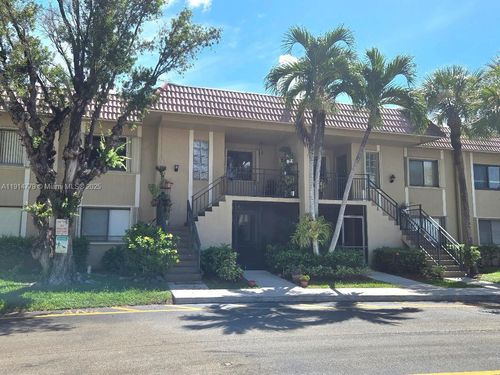 apt-102-302 Lakeview Dr, Weston, FL, 33326-1313 | Card Image
