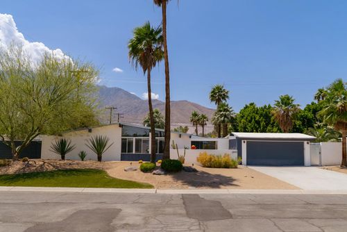 2845 E Wyman Dr, Palm Springs, CA, 92262 | Card Image