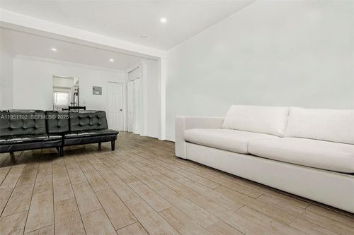 apt-3-719 Euclid Ave, Miami Beach, FL, 33139-6133 | Card Image