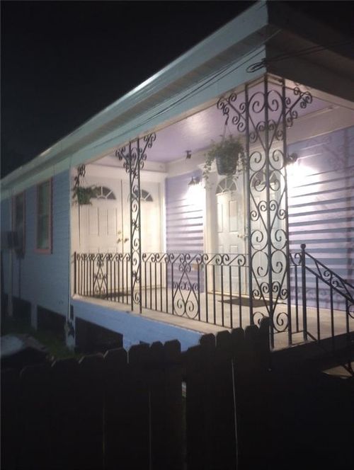 b-5546 Pasteur Blvd, New Orleans, LA, 70122-4140 | Card Image