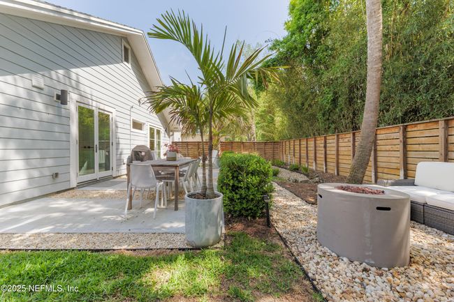 185 Pine St, House other with 3 bedrooms, 2 bathrooms and null parking in ATLANTIC BEACH FL | Image 36