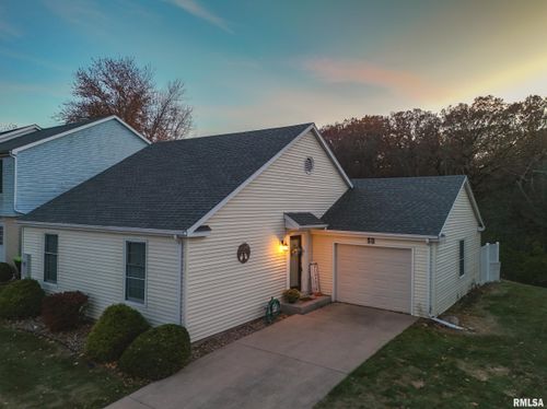 50 Arlington Dr, Macomb, IL, 61455-9333 | Card Image