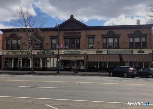983 Main St, Manchester, CT, 06040-6018 | Card Image