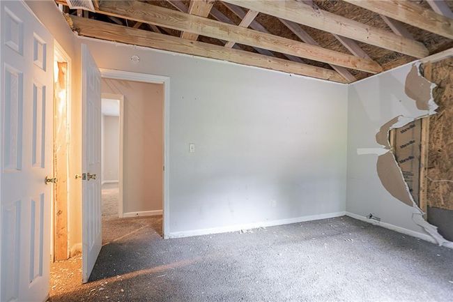 2140 Deer Trl, House other with 3 bedrooms, 2 bathrooms and 4 parking in Suwanee GA | Image 29