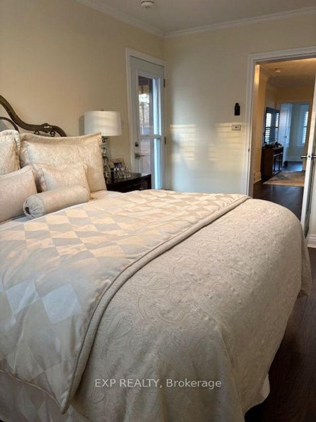 1 - 140 Ottawa St S, House other with 2 bedrooms, 1 bathrooms and 1 parking in Hamilton ON | Image 5