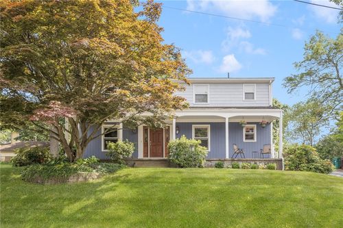 31 Saint Joseph St, Woonsocket, RI, 02895-5417 | Card Image