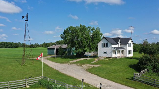 835526 4 Th Line, Home with 4 bedrooms, 2 bathrooms and 10 parking in Mono ON | Image 7