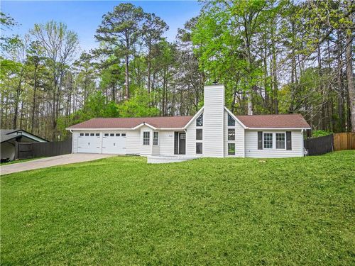 430 Mary Erna Dr, Fairburn, GA, 30213-2720 | Card Image