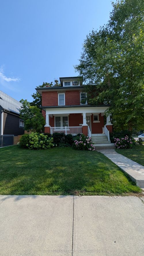 main-floor-35 Cliftonvale Ave, London, ON, N6J1J5 | Card Image