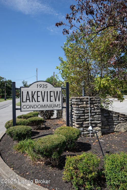 h124-1935 Gardiner Ln, Louisville, KY, 40205-2823 | Card Image