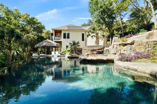 107 Squires Dr, Lakeway, TX, 78734-4658 | Card Image