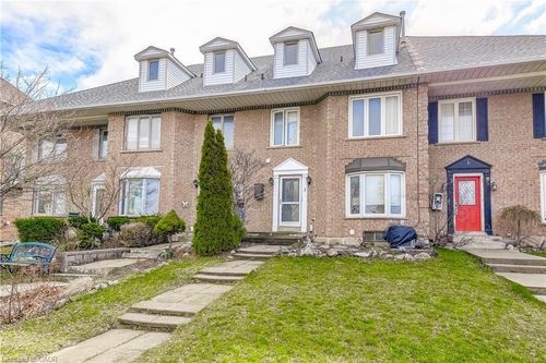 3 Waterford Crescent, Stoney Creek, ON, L8E4Z8 | Card Image