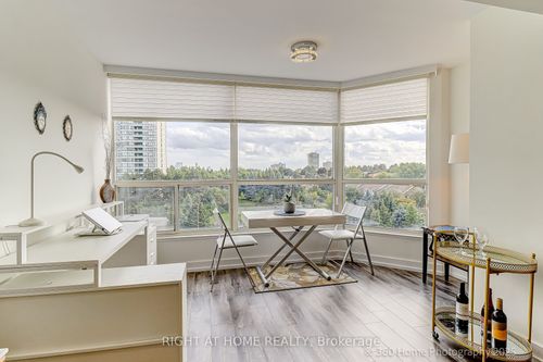 912-1 Clark Ave W, Vaughan, ON, L4J7Y6 | Card Image