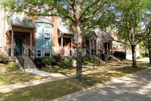 78 Thomas Ct, Grayslake, IL, 60030-2473 | Card Image