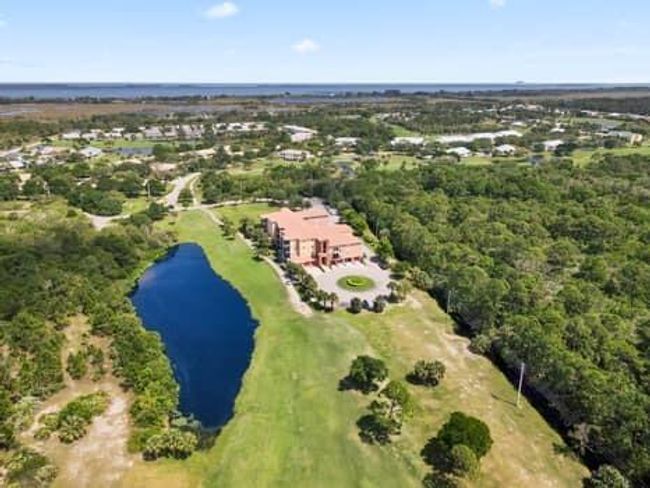 UNIT-34 - 4190 Gator Greens Way, Condo with 3 bedrooms, 3 bathrooms and null parking in Fort Pierce FL | Image 6