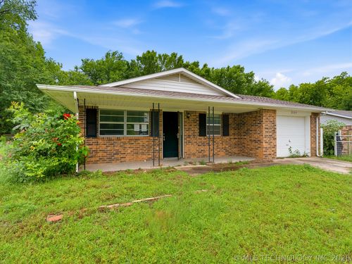 2125 Bent Tree Dr, Ada, OK, 74820-2860 | Card Image