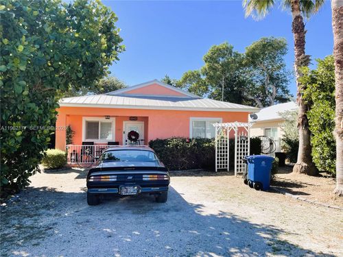 29 Bass Ave, Key Largo, FL, 33037-4763 | Card Image