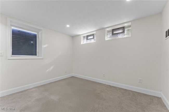 30031 Thomas St, House other with 5 bedrooms, 3 bathrooms and null parking in Willowick OH | Image 23