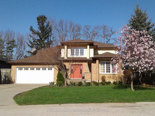 335 3rd Ave W, Owen Sound, ON, N4K6Y9 | Card Image