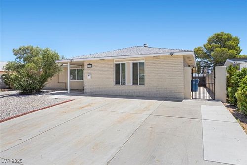 321 Oil Lantern Ln, Las Vegas, NV, 89145-5219 | Card Image